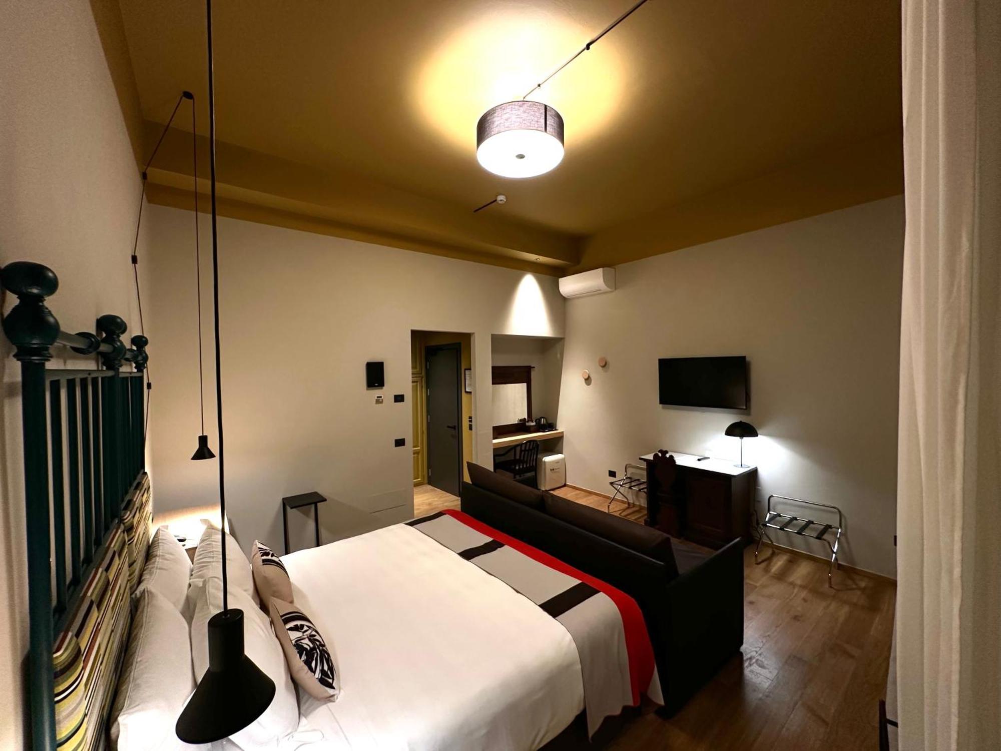 Hotel Priori Secret Garden Perugia Esterno foto